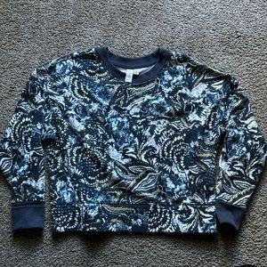 Joie top. Great condition.